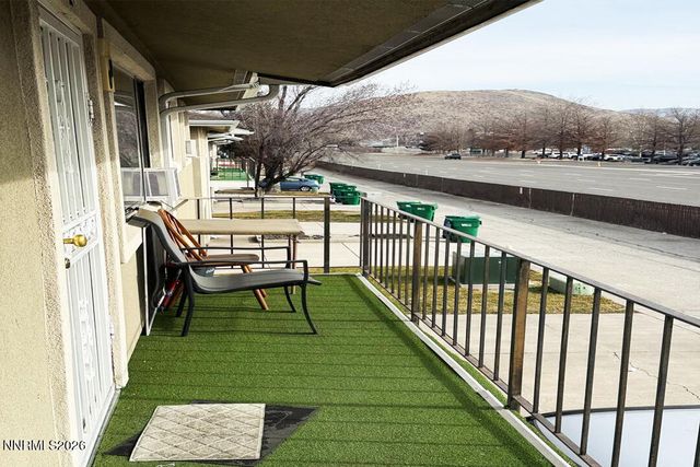 800 Jamaica Avenue APT 4, Reno, NV 89502