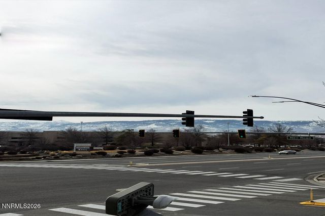 800 Jamaica Avenue APT 4, Reno, NV 89502