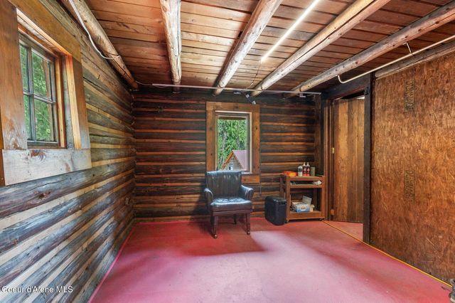 2955 Cabin Ridge Road, Spirit Lake, ID 83869