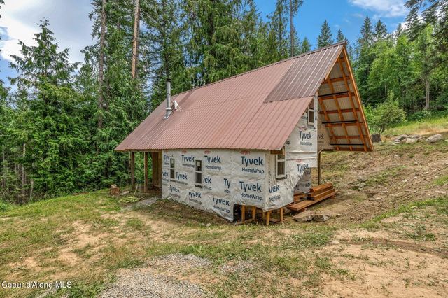 2955 Cabin Ridge Road, Spirit Lake, ID 83869