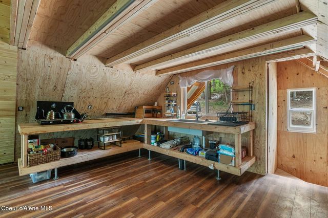 2955 Cabin Ridge Road, Spirit Lake, ID 83869