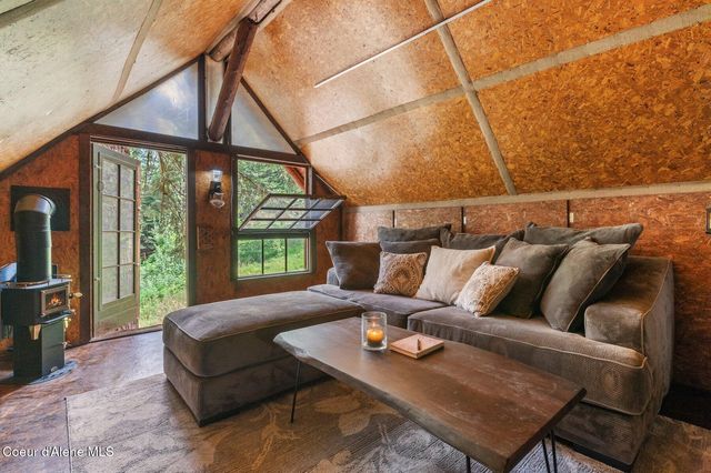 2955 Cabin Ridge Road, Spirit Lake, ID 83869