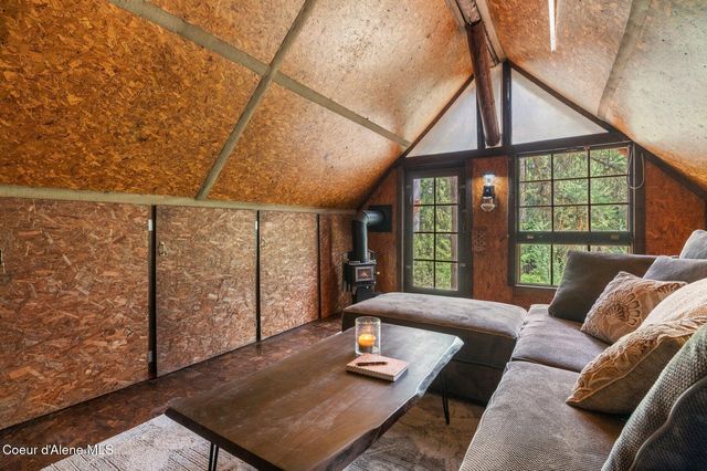 2955 Cabin Ridge Road, Spirit Lake, ID 83869