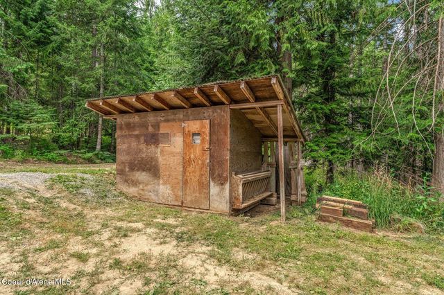 2955 Cabin Ridge Road, Spirit Lake, ID 83869