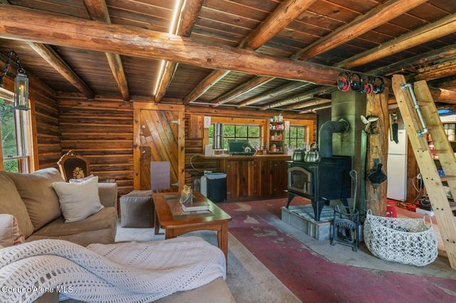 2955 Cabin Ridge Road, Spirit Lake, ID 83869