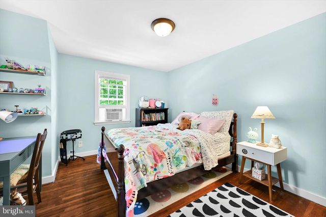 2420 FRANKLIN AVE, Secane, PA 19018