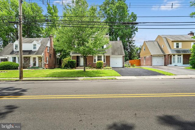 2420 FRANKLIN AVE, Secane, PA 19018