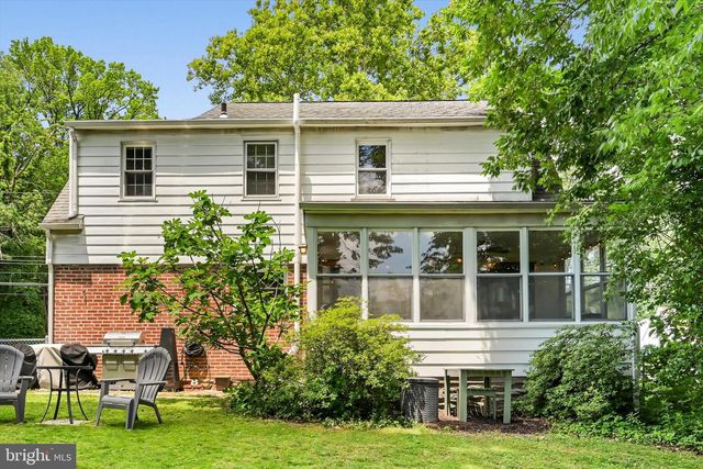 2420 FRANKLIN AVE, Secane, PA 19018