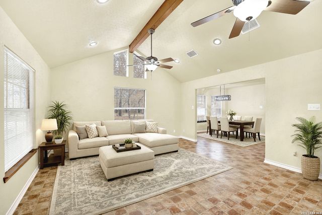 1026 Wild Flower, Floresville, TX 78114