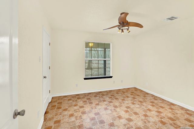 1026 Wild Flower, Floresville, TX 78114