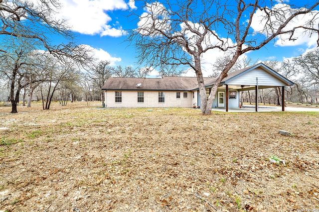 1026 Wild Flower, Floresville, TX 78114