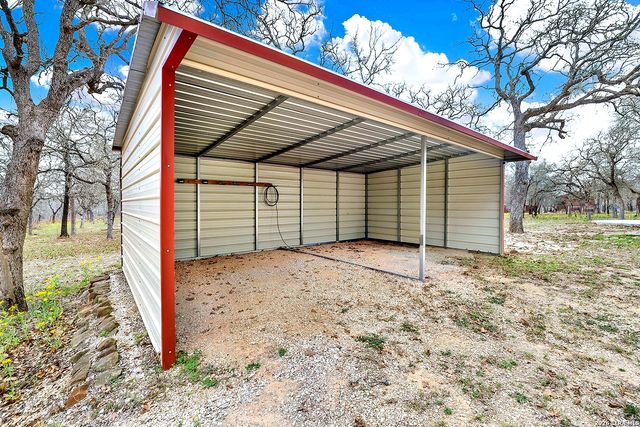 1026 Wild Flower, Floresville, TX 78114