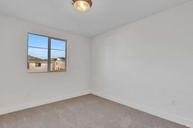 153 Frontier St, American Canyon, CA 94503