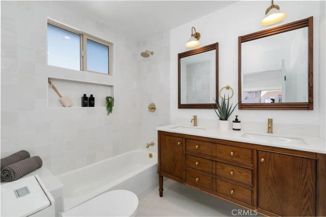 2947 S Hobart, Los Angeles, CA 90018