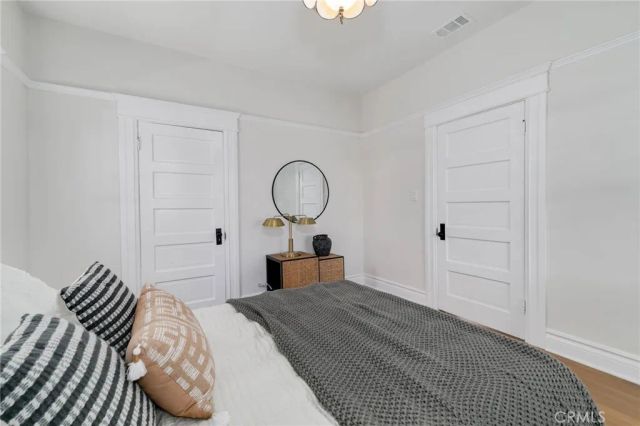 2947 S Hobart, Los Angeles, CA 90018
