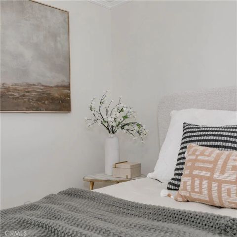 2947 S Hobart, Los Angeles, CA 90018