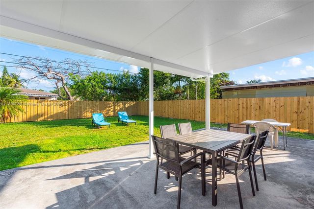 1545 Normandy Dr, Miami Beach, FL 33141