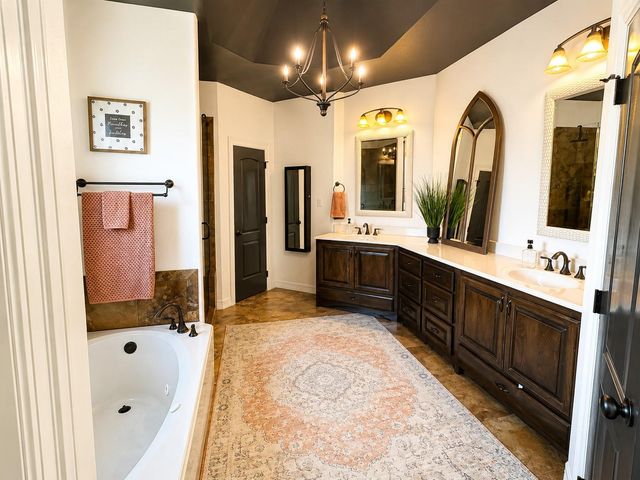 51 Red Maple Court, Lake Jackson, TX 77566