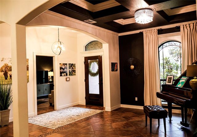 51 Red Maple Court, Lake Jackson, TX 77566