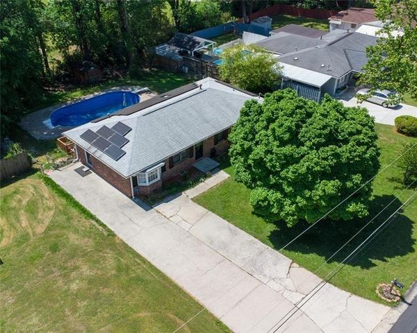 724 CAMELOT Way, Norcross, GA 30071