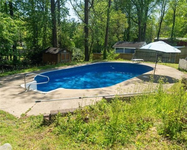 724 CAMELOT Way, Norcross, GA 30071