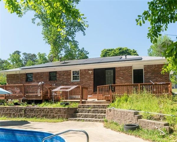 724 CAMELOT Way, Norcross, GA 30071