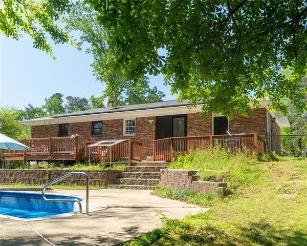 724 CAMELOT Way, Norcross, GA 30071