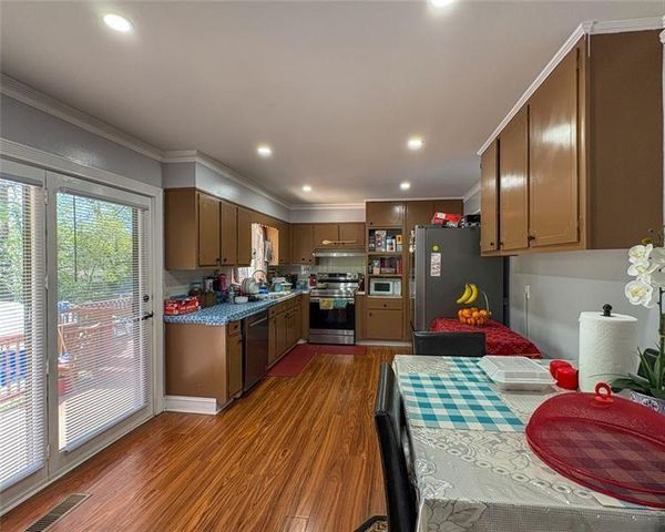 724 CAMELOT Way, Norcross, GA 30071