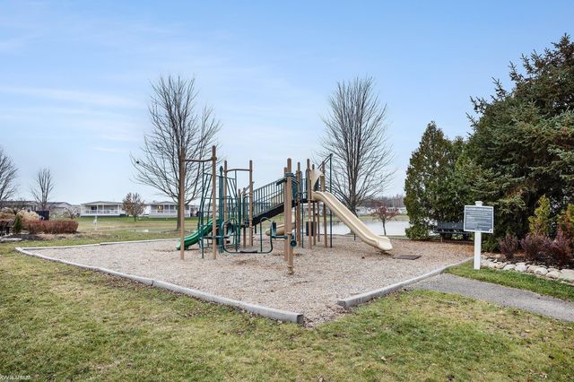 37330 Burrstone Lane, Lenox, MI 48048