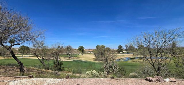 812 W Desert Hills Drive, Green Valley, AZ 85622