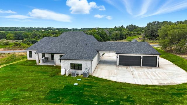 1012 Andy Ranch Court, Azle, TX 76020