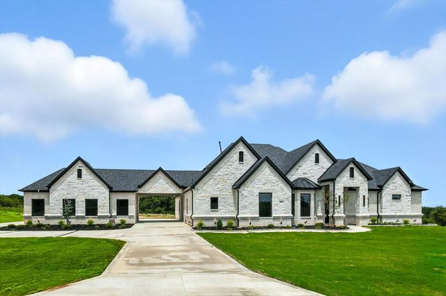 1012 Andy Ranch Court, Azle, TX 76020