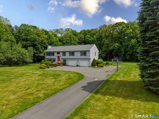 132 Lake Street, Manchester, CT 06042