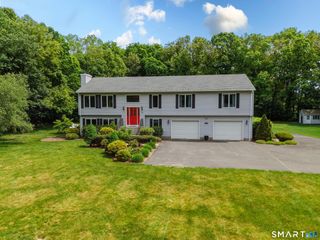 132 Lake Street, Manchester, CT 06042