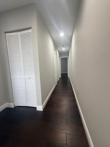 7644 Foxcroft Lane 7644, Davie, FL 33328