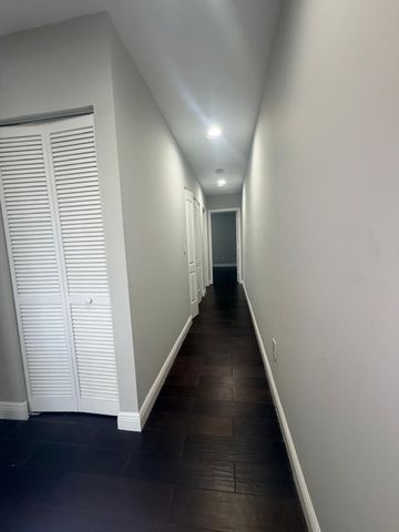 7644 Foxcroft Lane 7644, Davie, FL 33328