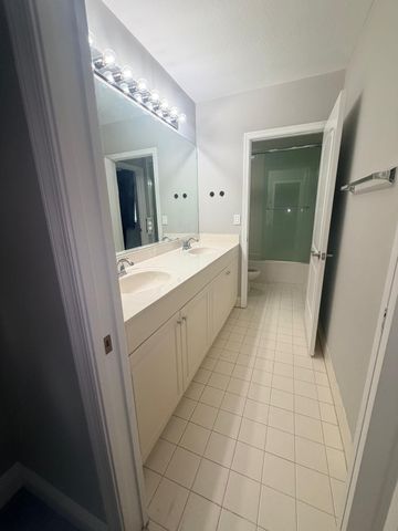 7644 Foxcroft Lane 7644, Davie, FL 33328