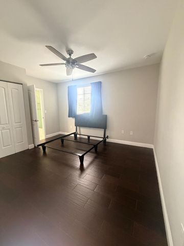 7644 Foxcroft Lane 7644, Davie, FL 33328