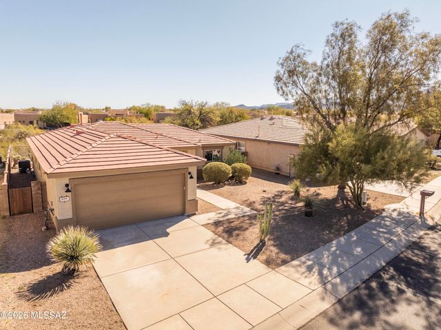 8194 N Iron Ridge Drive, Tucson, AZ 85743