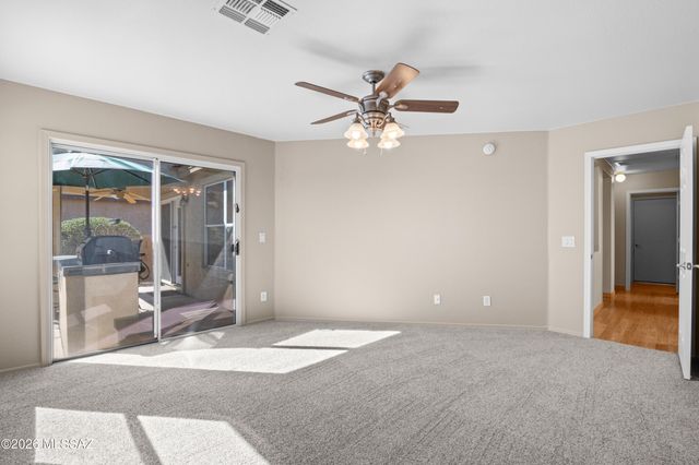 8194 N Iron Ridge Drive, Tucson, AZ 85743