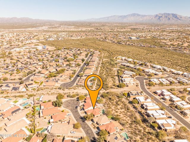 8194 N Iron Ridge Drive, Tucson, AZ 85743