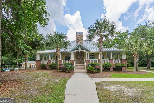 105 Lone Pine Court, Waverly, GA 31565