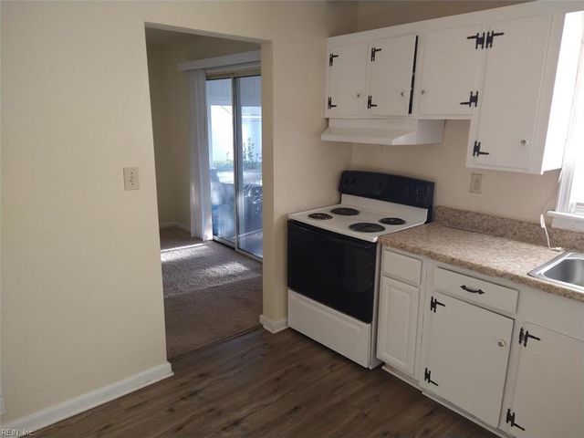 1823 Brookwood RD, Norfolk, VA 23518