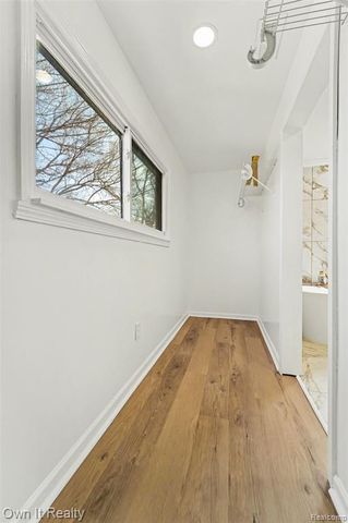 17150 Santa Barbara Drive, Detroit, MI 48221