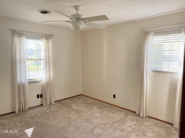 115 York Dr Drive, Greeneville, TN 37745