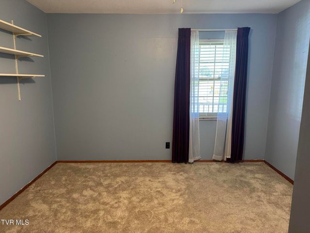 115 York Dr Drive, Greeneville, TN 37745