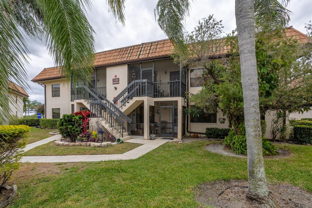 7137 Golf Colony Court 103, Lake Worth, FL 33467