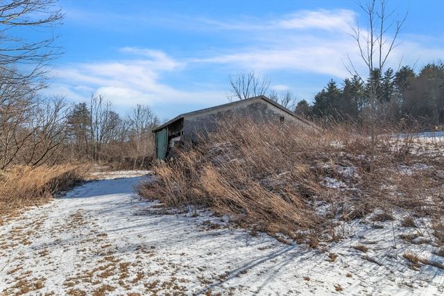 113 Fenton Road, Monson, MA 01057