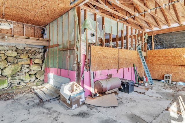 113 Fenton Road, Monson, MA 01057