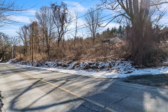 113 Fenton Road, Monson, MA 01057